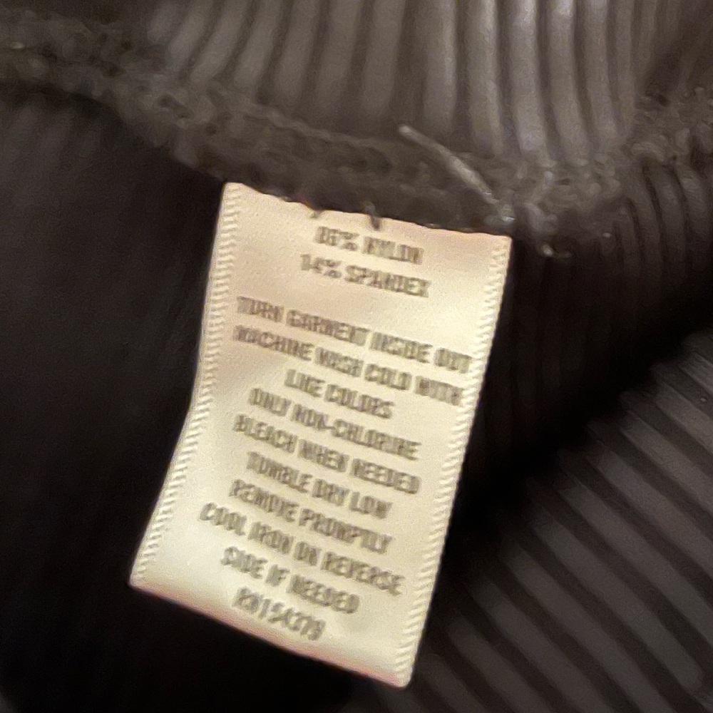 Aeropostale Ribbed Crossover High-Waisted Black Flare Leggings - Picture 3 of 6